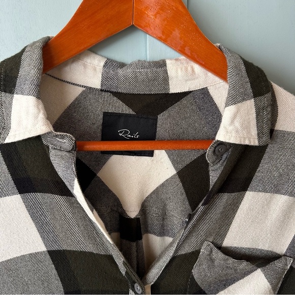 Rails Signature Hunter Shirt in Rosemary Onyx Sz Small - Picture 5 of 9